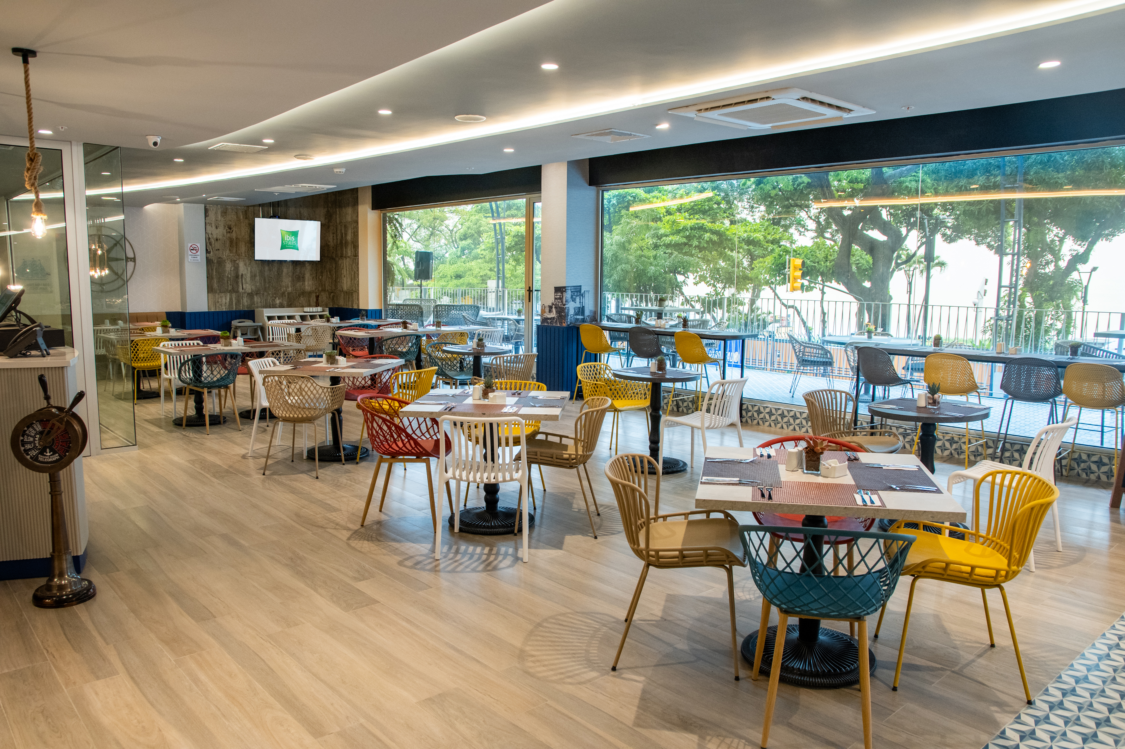 The new ibis Styles Guayaquil Hotel adds 203 new rooms, 6 of them for guests with disabilities; restaurant, Business Center with meeting rooms and free Wi-Fi are part of its offer.
